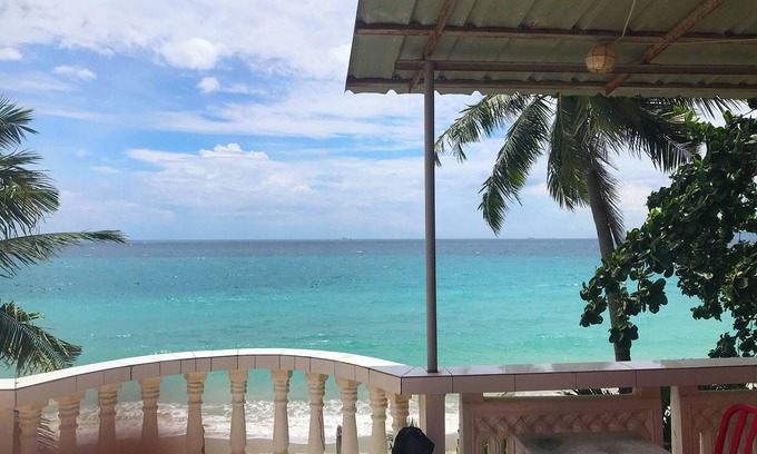 Puerto Galera Hotel | FreeDive Inn