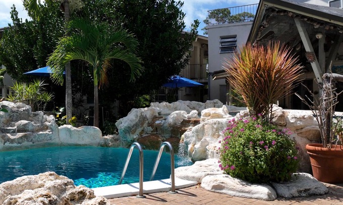 Bahamas Terrace Hotel | Freeport Resort & Club