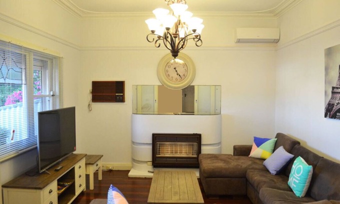 White Gum Valley House | Fremantle Colonial Lodge 4
