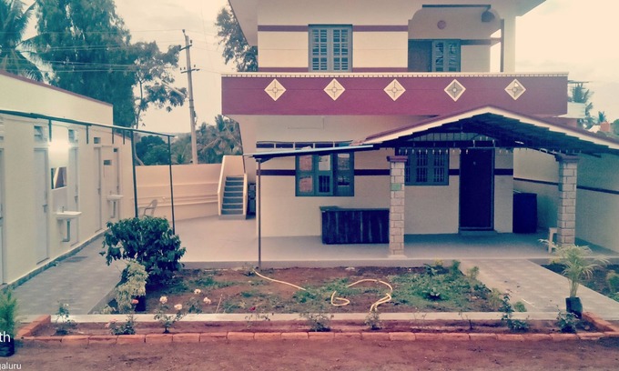 Huliyarahalli House | Freshen Up And Stay At Namma Chikmagaluru