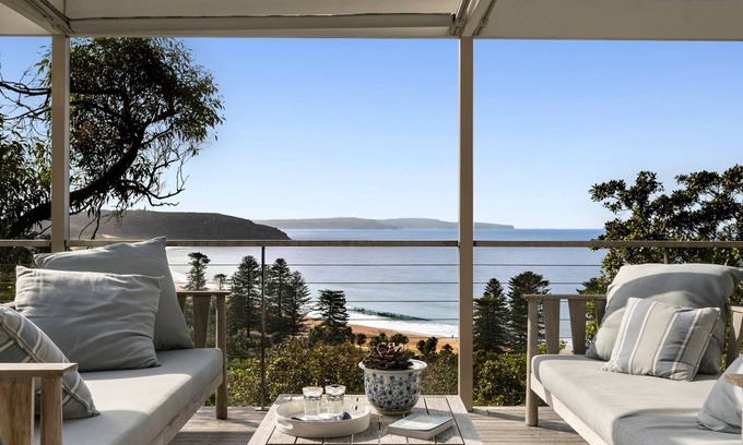 Palm Beach House | FREYA by Palm Beach Holiday Rentals