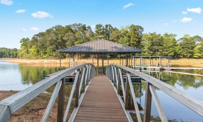 Hartwell House | Friendship Cove Retreat w/Dock