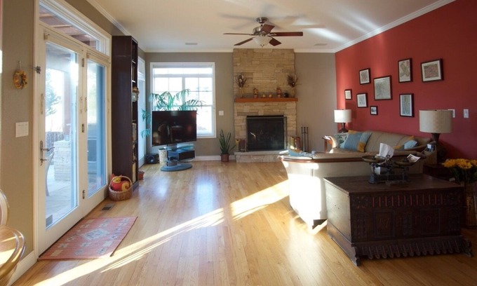 Dakota Ridge - Northbriar House | Front Door Access to Running & Biking Trails; Short Drive to Downtown and Campus