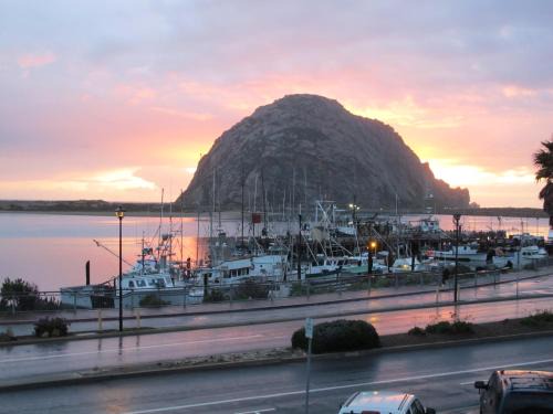 Morro Bay Hotel | Front Street Inn and Spa
