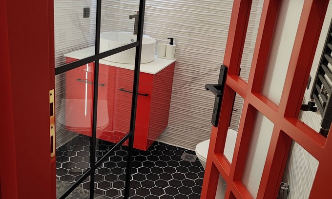 Thessaloniki Apartment | fruit tower