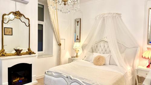 Old City Apartment | FSF Boutique Apartament