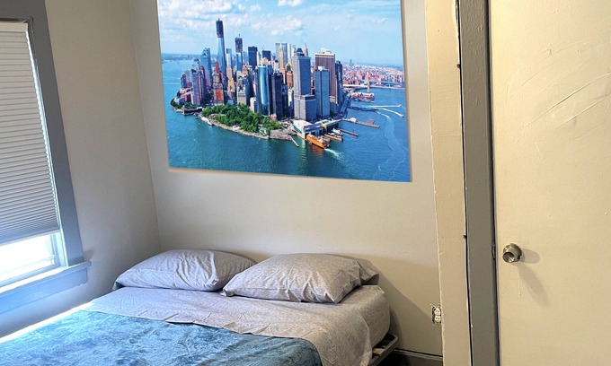 Teaneck Apartment | Full apartment with 3 bedrooms close to NYC.