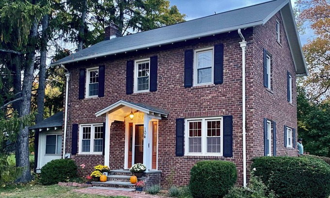 Saugerties House | Full Home in Saugerties