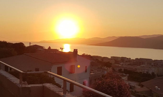 Propriano Villa | Fully equipped villa with large terrace overlooking the Gulf of Valinco