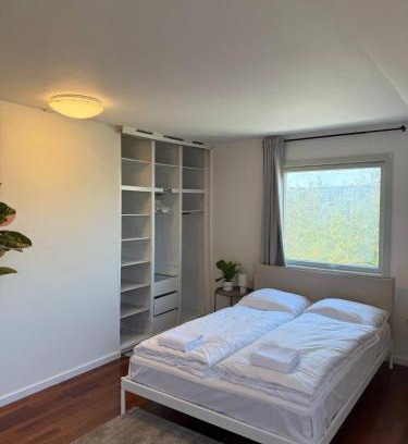 Amager Apartment | Fully furnished room with shared kitchen and bathroom 3