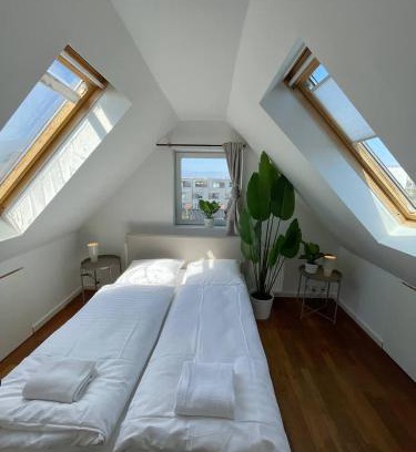Amager Apartment | Fully furnished room with shared kitchen and bathroom7