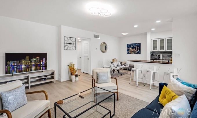 Croissant Park Condo | Fully furnished 2/1 in Fort Lauderdale Miami