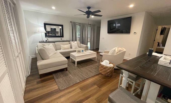 St. Simons Island Condo | Fully renovated beautiful 2-bedroom condo in Sea Palms on St Simons Island