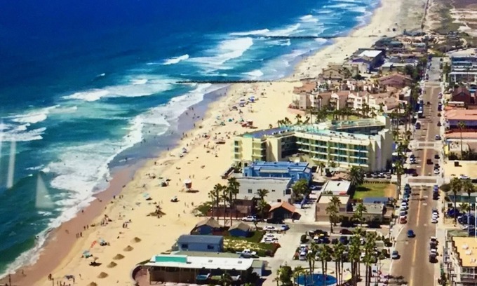 Imperial Beach Condo | Fun by the Sand: Imperial Beach spacious condo steps from the beach!