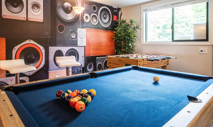Fremont House | Fun Fremont 2br - Walk To Food And Shops!