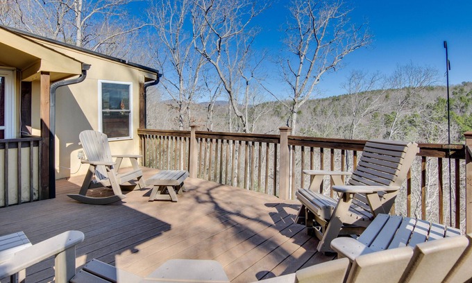 Rutherfordton House | Furnished Deck + Mtn Views: Rutherfordton Home