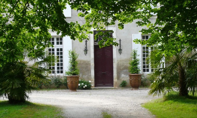 Villeneuve-sur-Lot Cottage | furnished family home, south west France, Pool