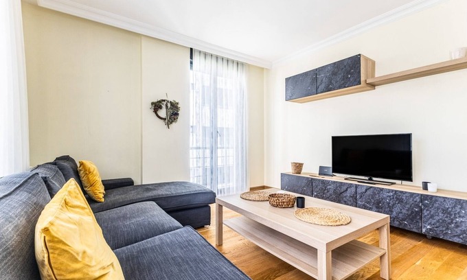Erenkoy Apartment | Furnished Flat, 5 min to Marmaray, 10 min to Coast