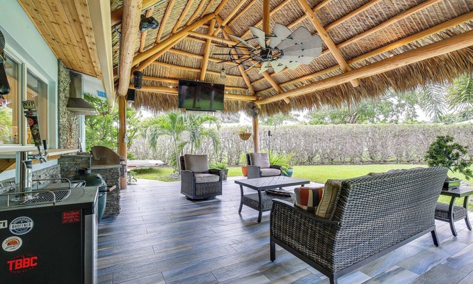 Lighthouse Point House | Furnished Patio + Gas Grill: Deerfield Beach Home
