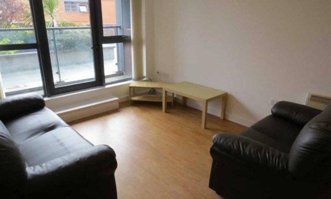 Salford Apartment | Furnished to taste holiday home for family in the heart of Manchester