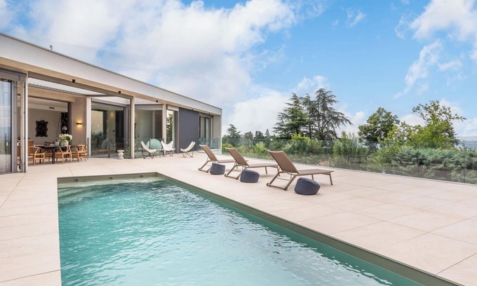 Saint-Didier-au-Mont-d'Or Villa | Futuriste - Exceptional residence with panoramic view