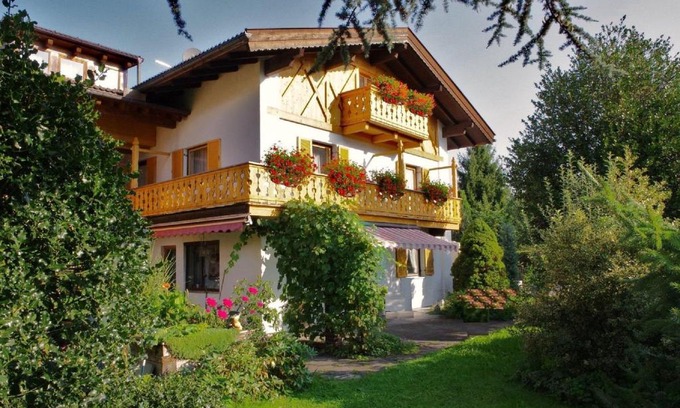 Garmisch-Partenkirchen Hotel | Gästehaus Lödermann