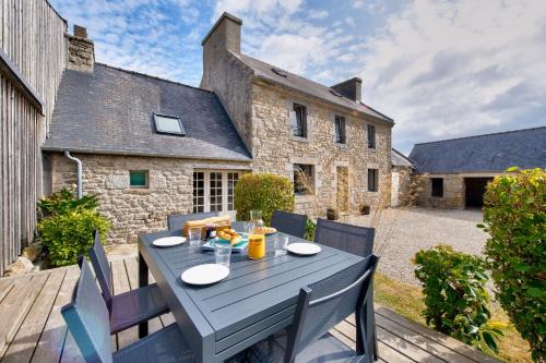 Kerlouet House | Gîte de vacances pour 6 avec jardin - 800 m plage