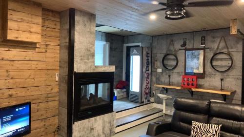 Notre-Dame-Des-Bois Apartment | Gîte des étoiles