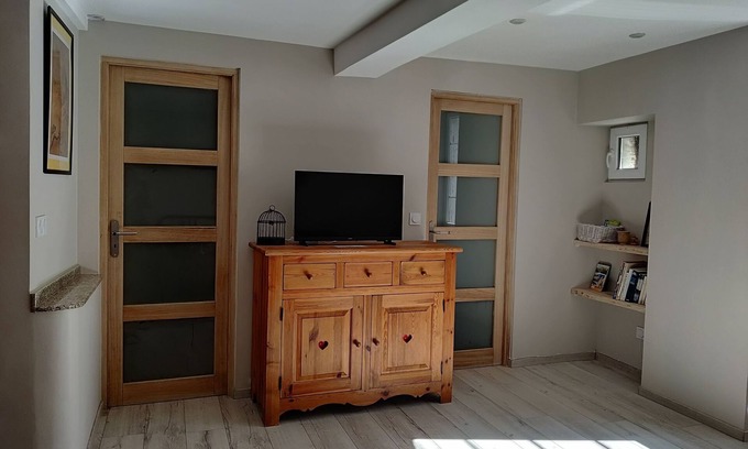 Florac Apartment | Gîte le Milan, en Plein Cœur de la Magnifique Petite Ville de Florac