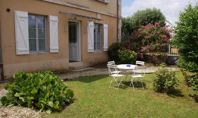 Avallon House | Gîte Les Minimes