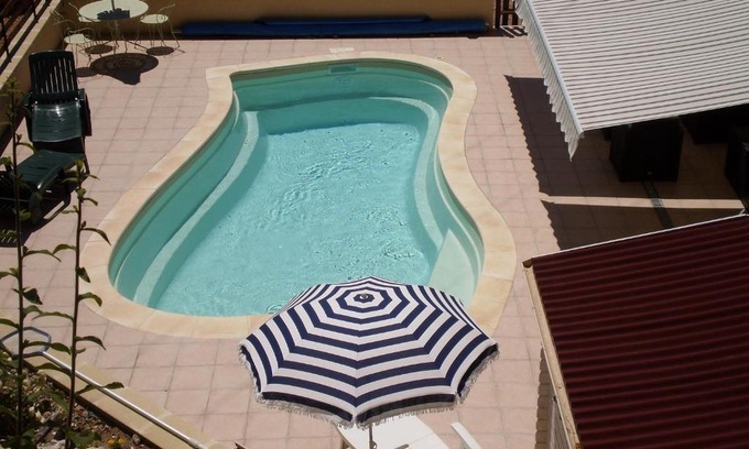 Montmurat House | Gîte les Roziers