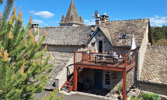 Saint-Georges-de-Levejac House | Gîte Sous Voute - LOU Percat - 6 Pers- St Georges de Lévéjac