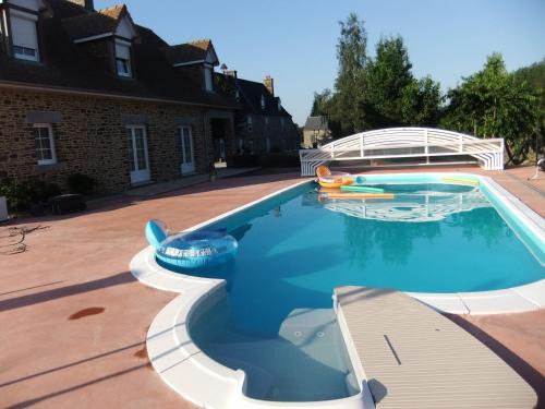 Conde-sur-Noireau Apartment | Gîtes de L'Aumondière