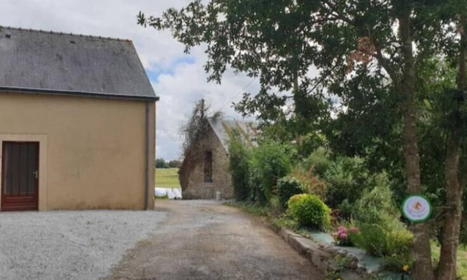 Roudouallec House | Gîtes Grandes Famille 12 Personnes
