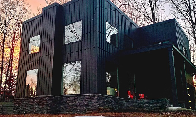 Clemson House | GAME DAY PERFECT! Minutes from Death Valley and steps to Patrick Square! ๐๐
๐งก
