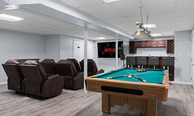 Blakeslee House | Game Room-Pool Table-Wet Bar-Fire Pit-Lake Access