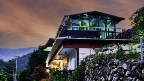 Buk House | Gapyeong Sangol Spa Pension
