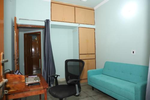 Udyog Vihar Apartment | Garden Abode - Park Facing Peaceful living