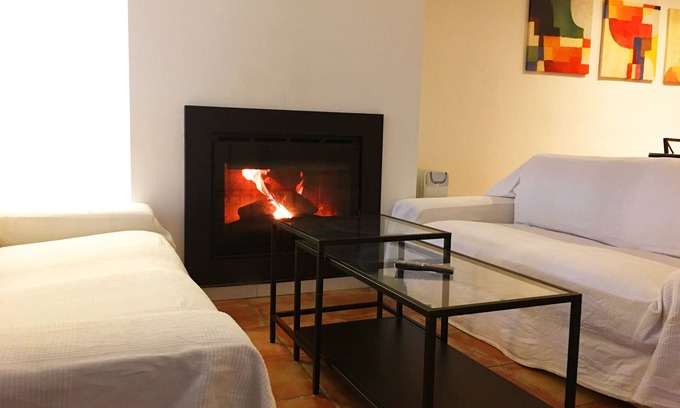 La Zubia Apartment | Garden apartment 5 minutes from Granada and the Alhambra!