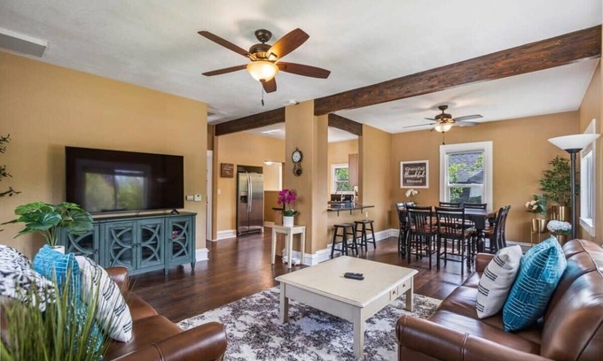 Garden District House | Garden Ave Getaway: Family-Friendly Downtown House