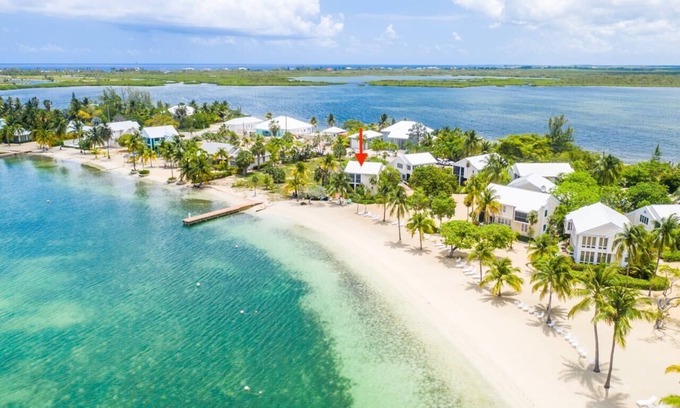 Rum Point Condo | Gardens of the Kai 1 -Luxuriously decorated beachfront unit-by Cayman Villas!