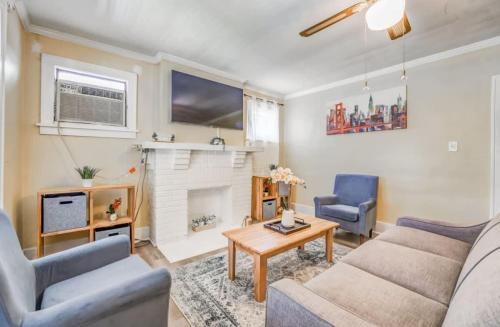 Vollintine-Evergreen House | Garland Haven Hideaway Unit A