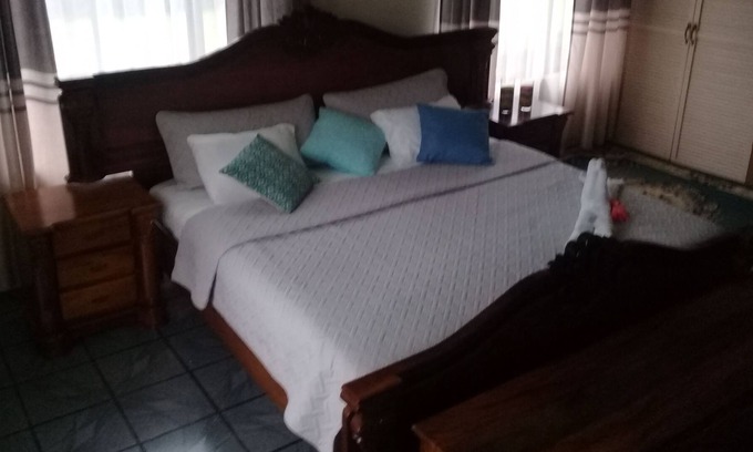 La Fortuna Cottage | Gato y Culla House, country house