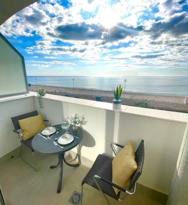 Cadiz Apartment | GATU Villa Camarote con vistas al mar , Preferente mayores de 21 años y familias