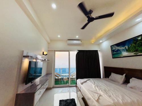 Greater Noida Apartment | Gaur City Studio