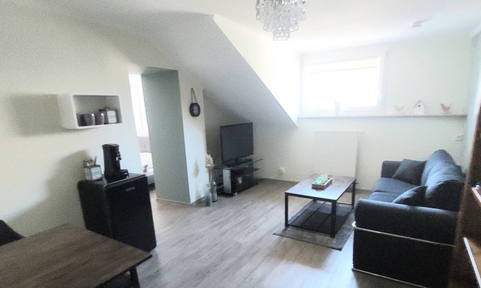 Wincheringen Condo | Gemütliche Ferienwohnung mit Geteilter Küche