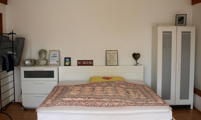 Hoehr-Grenzhausen Apartment | Gemütliches Großzügiges Apartment - 6-bett-apartment