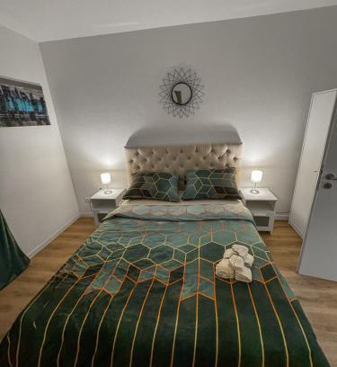 Neuendorf Apartment | Gemütliches Zimmer in Rheinnähe