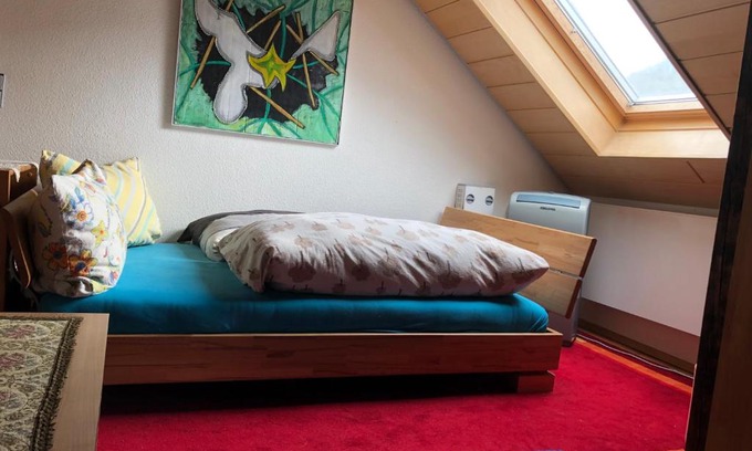 Winningen House | gemütliches Zimmer in Winningen mit Garten-, Küchennutzung und Arbeitsplatz