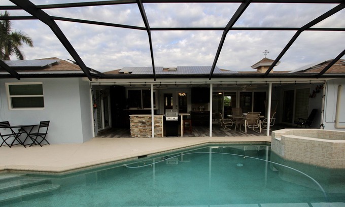 Palm River Estates House | GEM: Pool/Spa; dog area; bike to beach, golf, parks, shops, dining.Awe-Location!